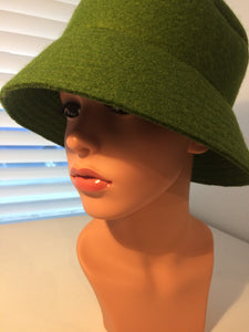 pinkrot.DE Filz Design Bucket Hat aus Filz Frabe grün farn